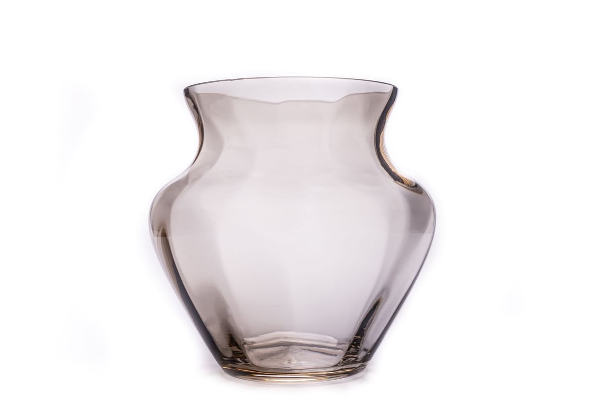 Anna Von Lipa Dahlia vase Cashmere