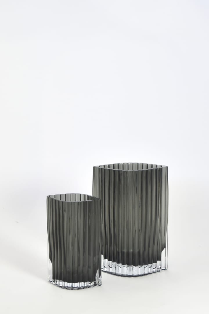 Folium vase 25 cm, Black AYTM