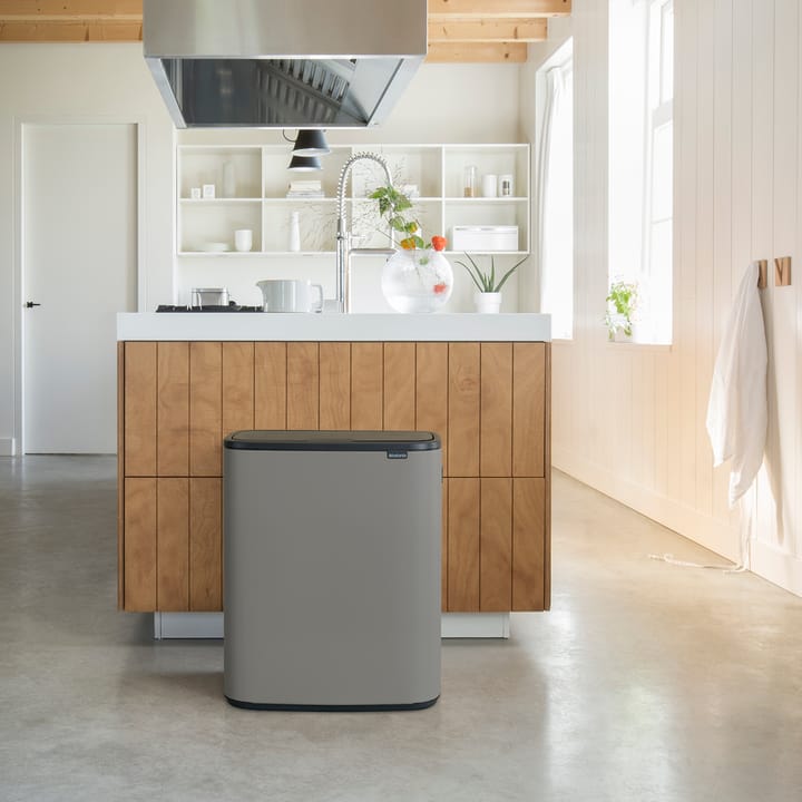 Bo touch bin 60 L, Mineral concrete grey Brabantia