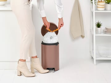 New Icon pedalspand 12 liter - Satin Taupe - Brabantia