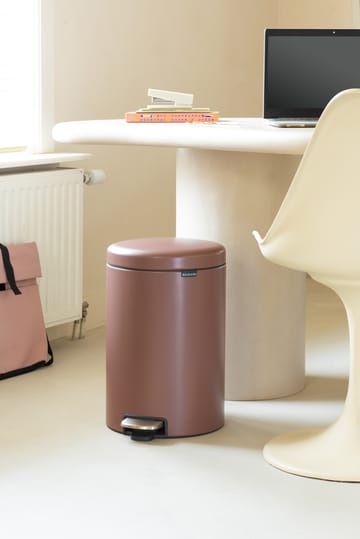 New Icon pedalspand 20 liter - Satin Taupe - Brabantia