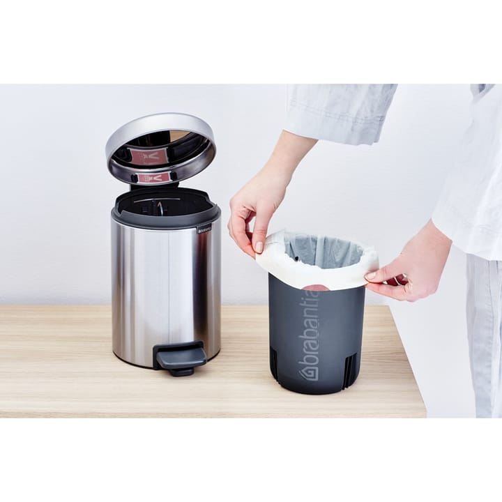 New Icon pedalspand 3 liter, Matt steel fingerprint proof Brabantia