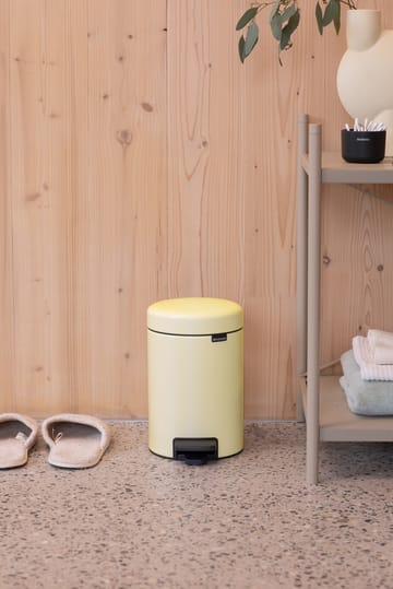 New Icon pedalspand 3 liter - Mellow Yellow - Brabantia