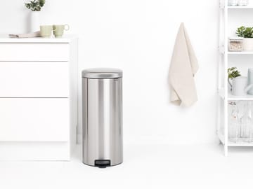 New Icon pedalspand 30 liter - Matt steel fingerprint proof - Brabantia