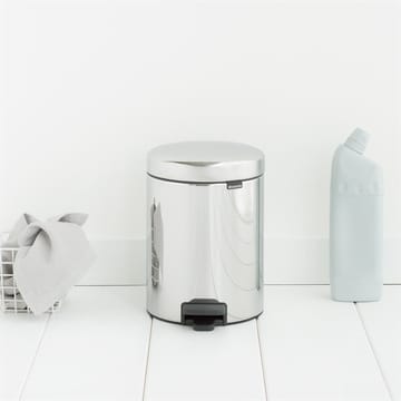 New Icon pedalspand 5 liter - brilliant steel (sølv) - Brabantia