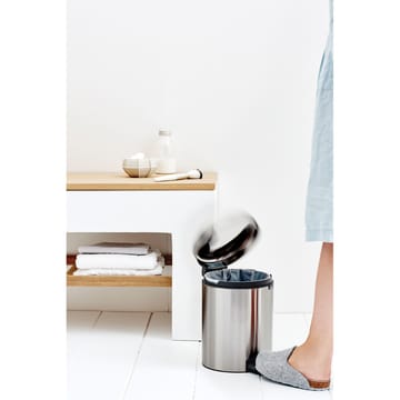 New Icon pedalspand 5 liter - Matt steel fingerprint proof - Brabantia