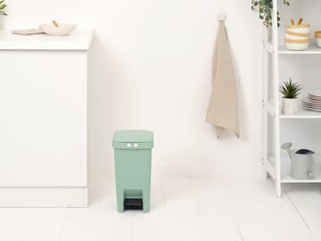 StepUp pedalspand 10 L - Jade green - Brabantia