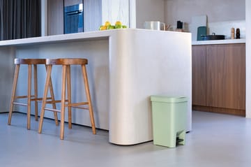 StepUp pedalspand 16 L - Jade green - Brabantia