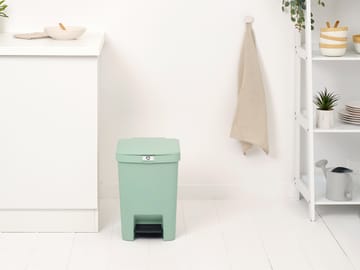 StepUp pedalspand 25 L - Jade green - Brabantia