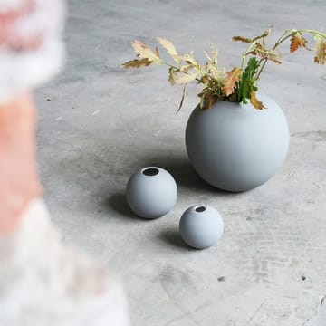 Ball vase grey - 8 cm - Cooee Design