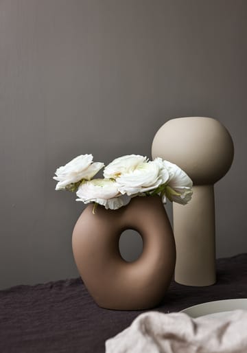 Frodig vase 20 cm - Hasselnød - Cooee Design