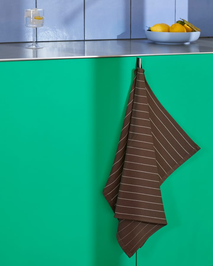 Canteen viskestykke 52x80 cm, Chocolate pinstripe HAY