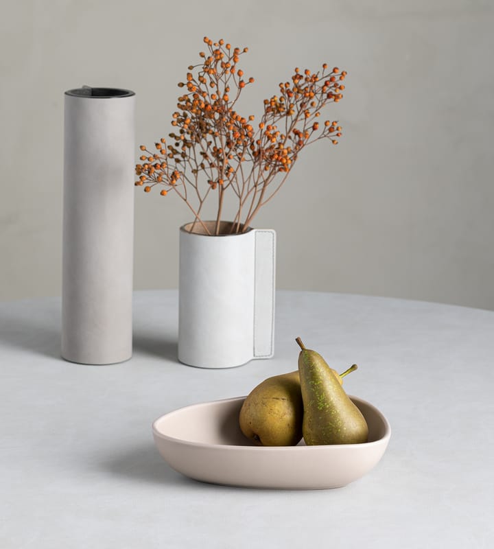 Curve Stoneware dyb tallerken 19x22 cm, Sand LIND DNA