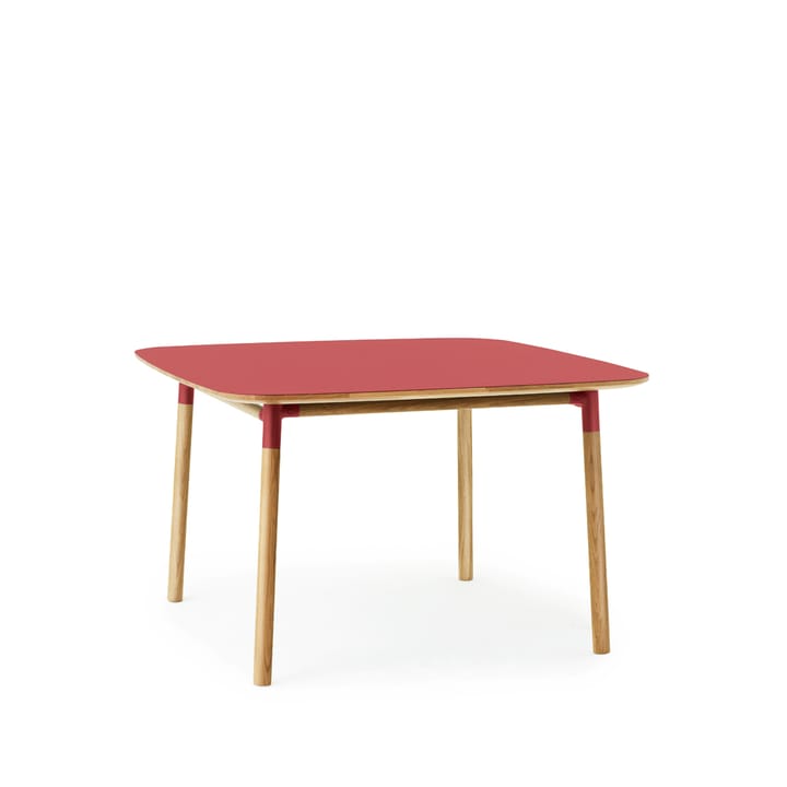 Form spisebord 120x120 cm, red, ben i eg Normann Copenhagen