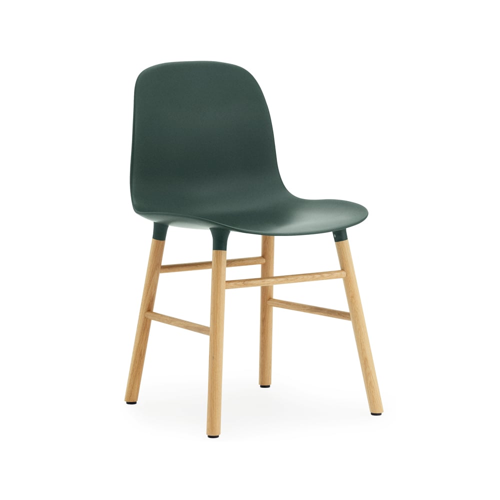 Normann Copenhagen Form stol green ben i egetræ