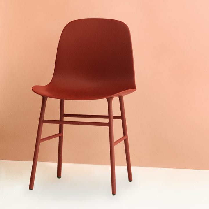 Form stol, red, ben i eg Normann Copenhagen