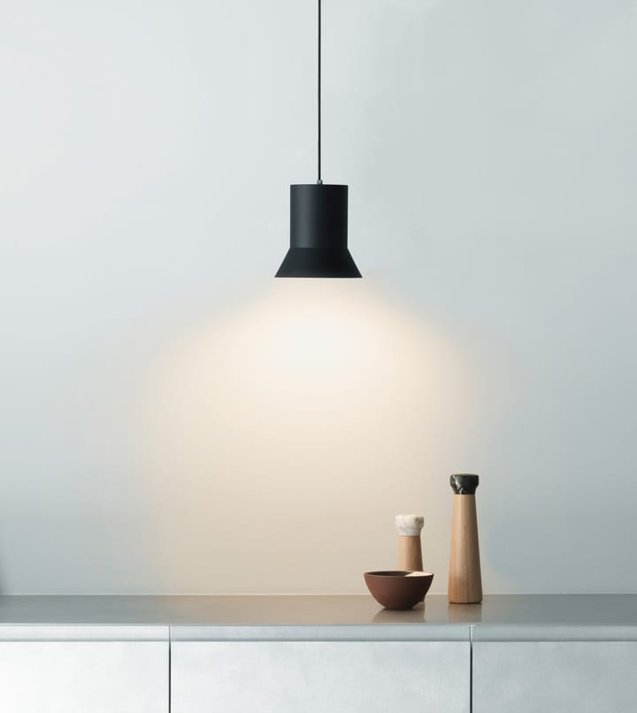 Hat loftlampe medium, Black Normann Copenhagen