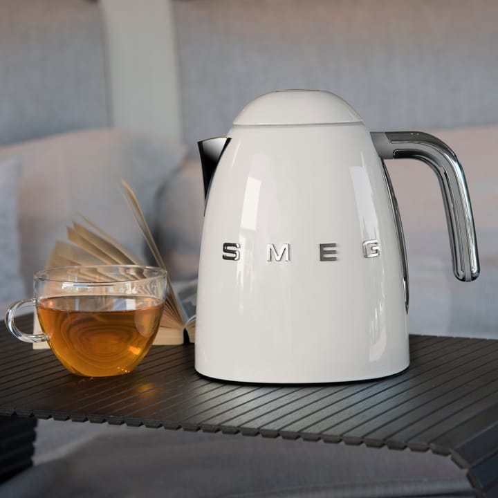 Smeg 50's Style elkedel med variabel temperatur 1,7 L, Créme hvid Smeg