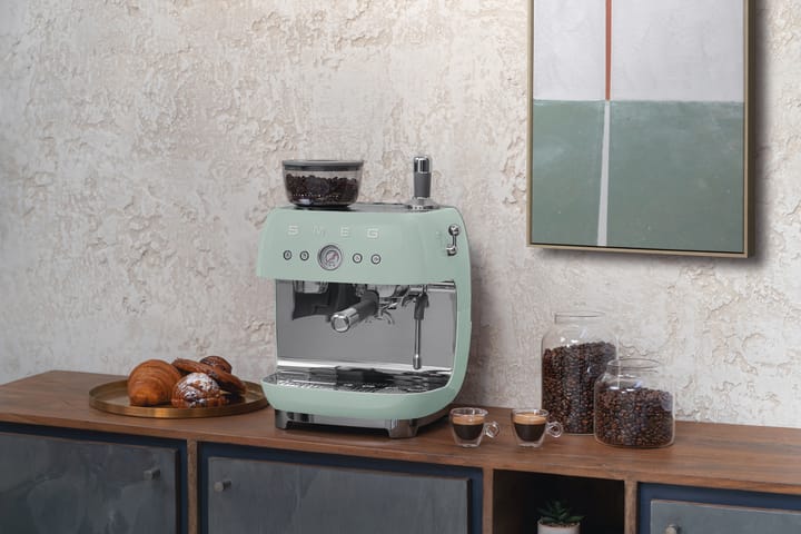 Smeg 50's Style espressomaskine med kaffekværn, Pastelgrøn Smeg