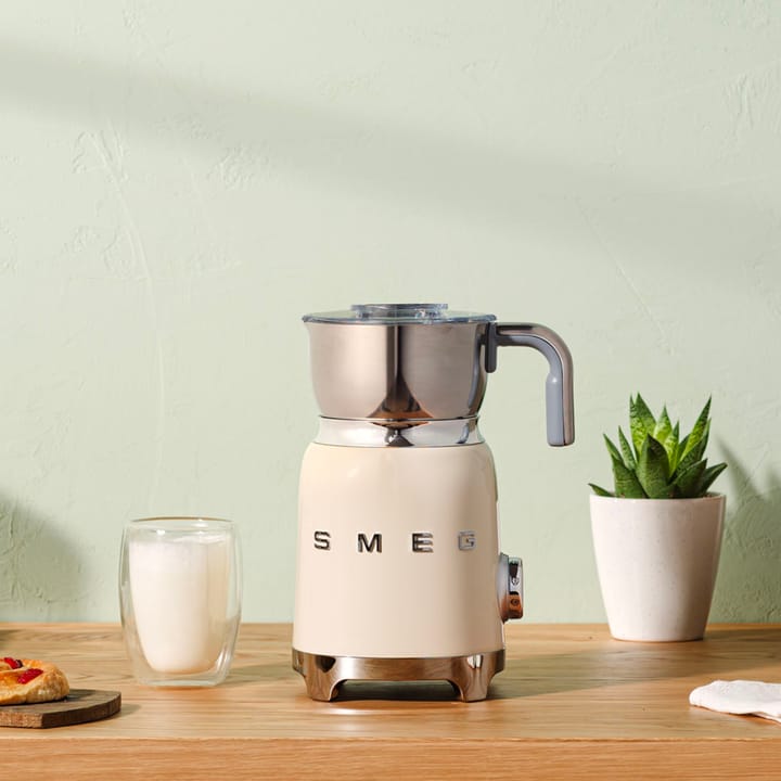 Smeg 50's Style mælkeskummer 60 cl, Crème hvid Smeg