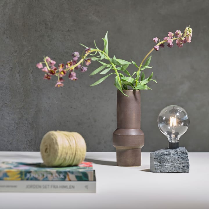 Rost vase, Mørkebrun Villa Collection